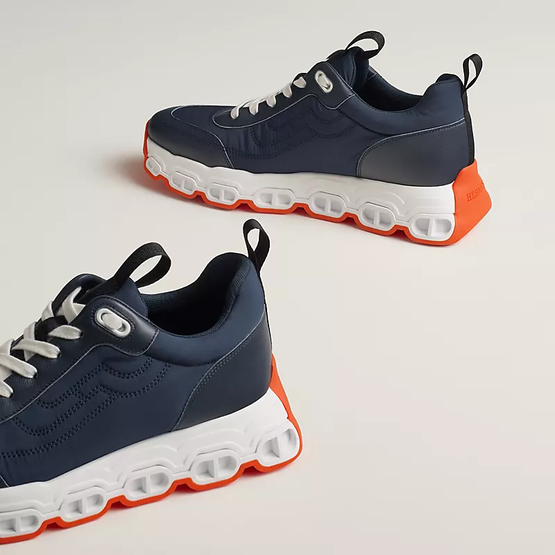 Impulse sneaker